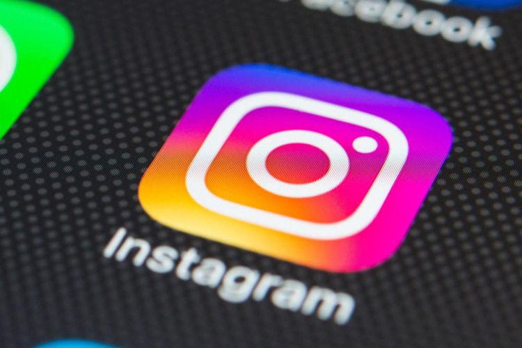 Pasang Stiker GIF Di Instagram Stories? Simak Caranya!